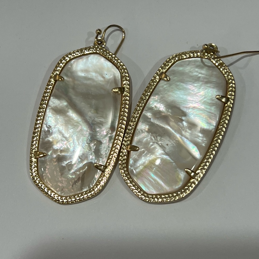 Kendra Scott mother of pearl white earrings